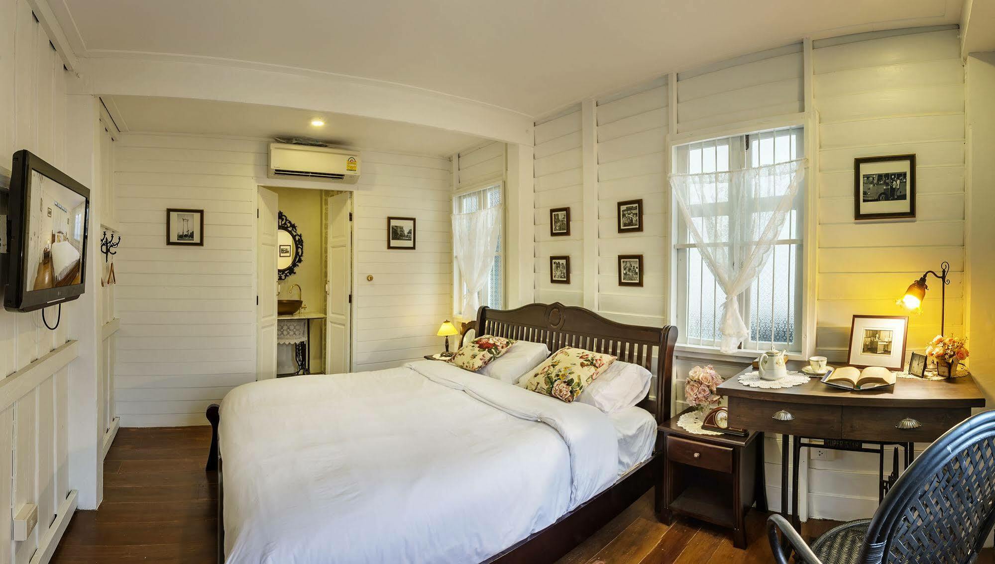 Baankachitpan Bangkok Hotel Ngoại thất bức ảnh