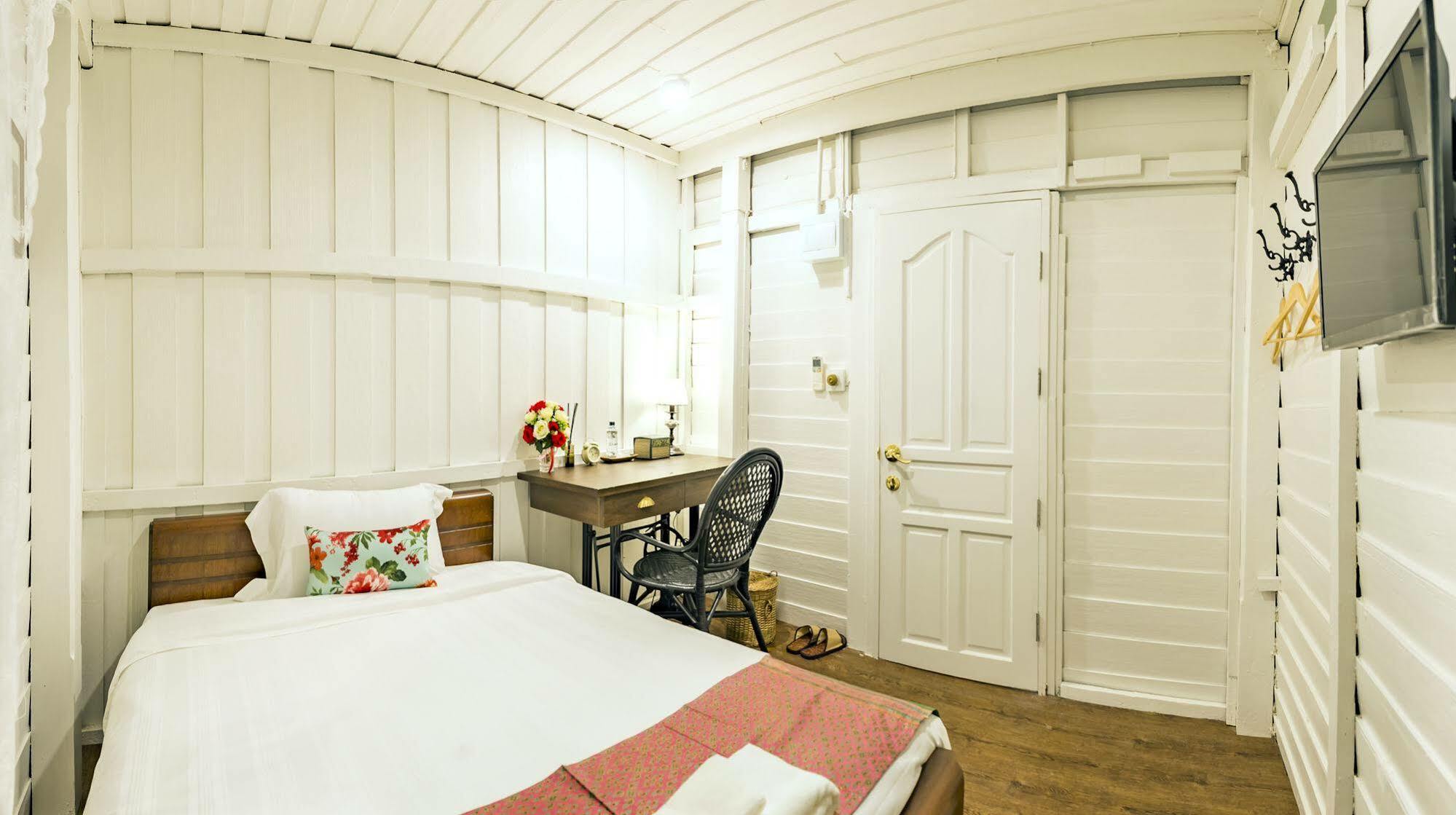 Baankachitpan Bangkok Hotel Ngoại thất bức ảnh